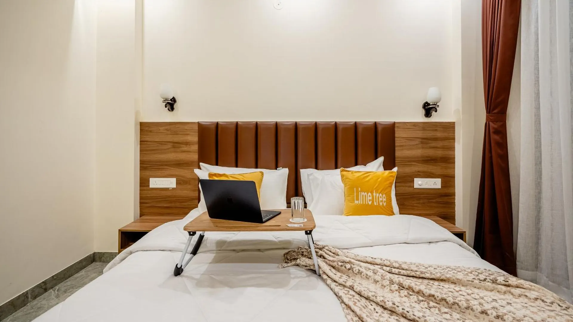 Lime Tree 1Bhk Service Apartment Near Artemis Hospital Sector 52 Gurgáon