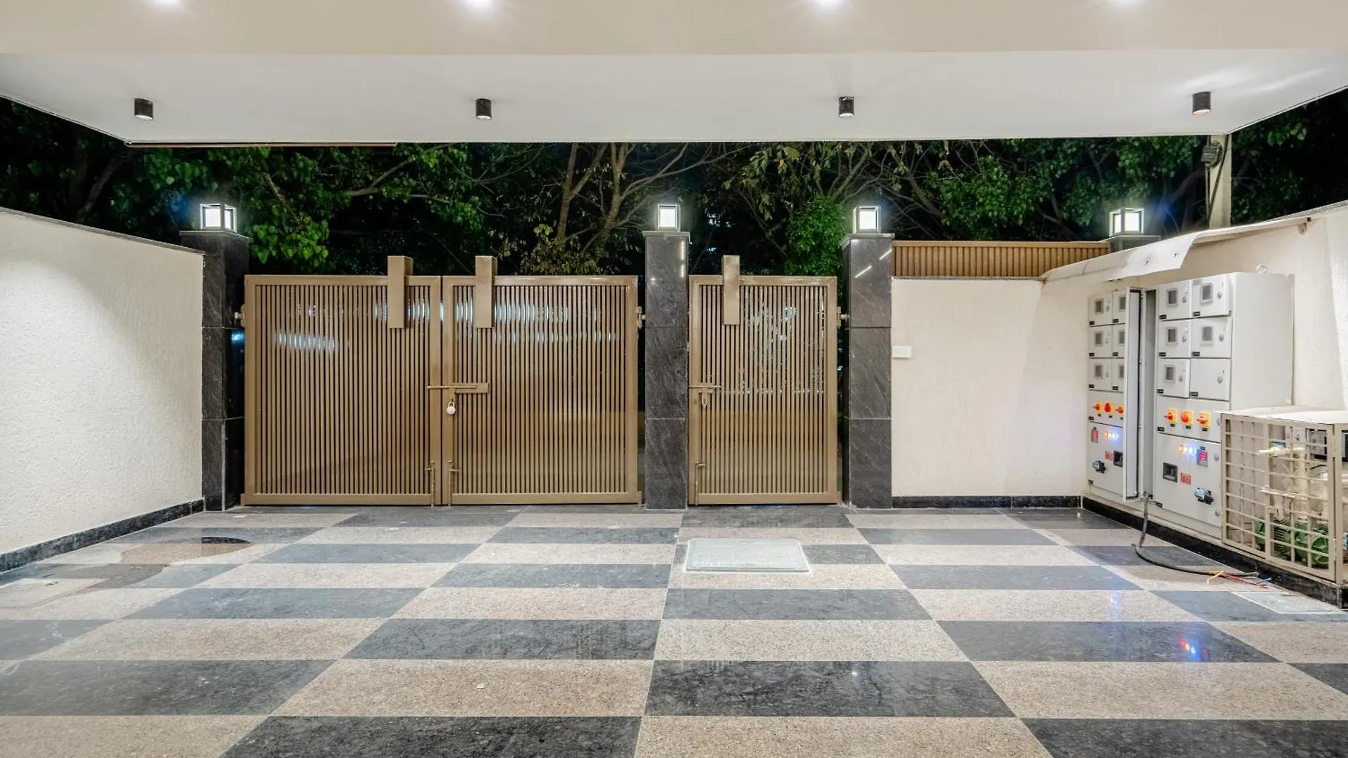 Lime Tree 1Bhk Service Apartment Near Artemis Hospital Sector 52 Gurgáon